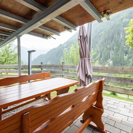 アパート Farmhouse In Tobadill With Mountain Views, Cleaning Included トバーディル